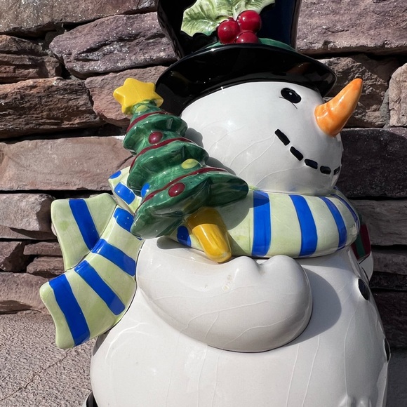 Christmas cookie jar snowman by Fritz and Floyd - Picture 5 of 16